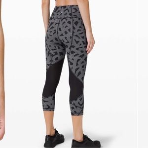 Lululemon Pace Rival High-Rise Crop 22"